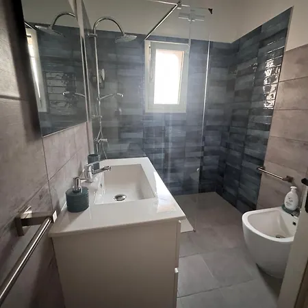 Dietro L'angolo Apartament
