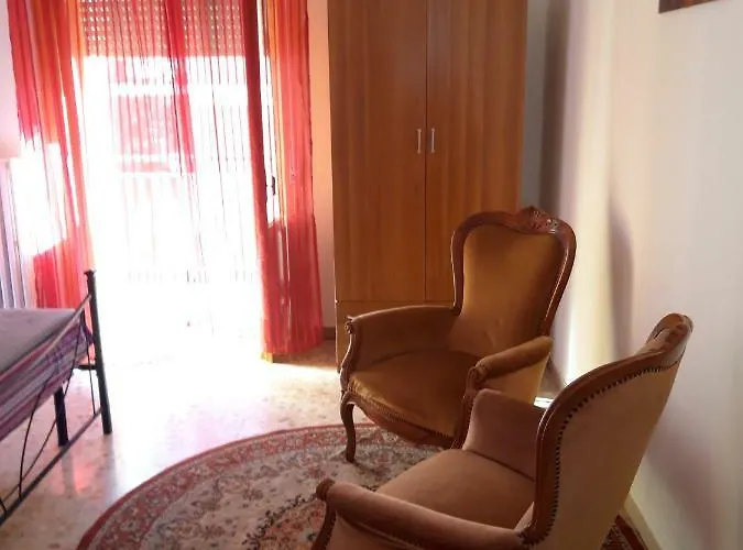 Dietro L'angolo Otranto